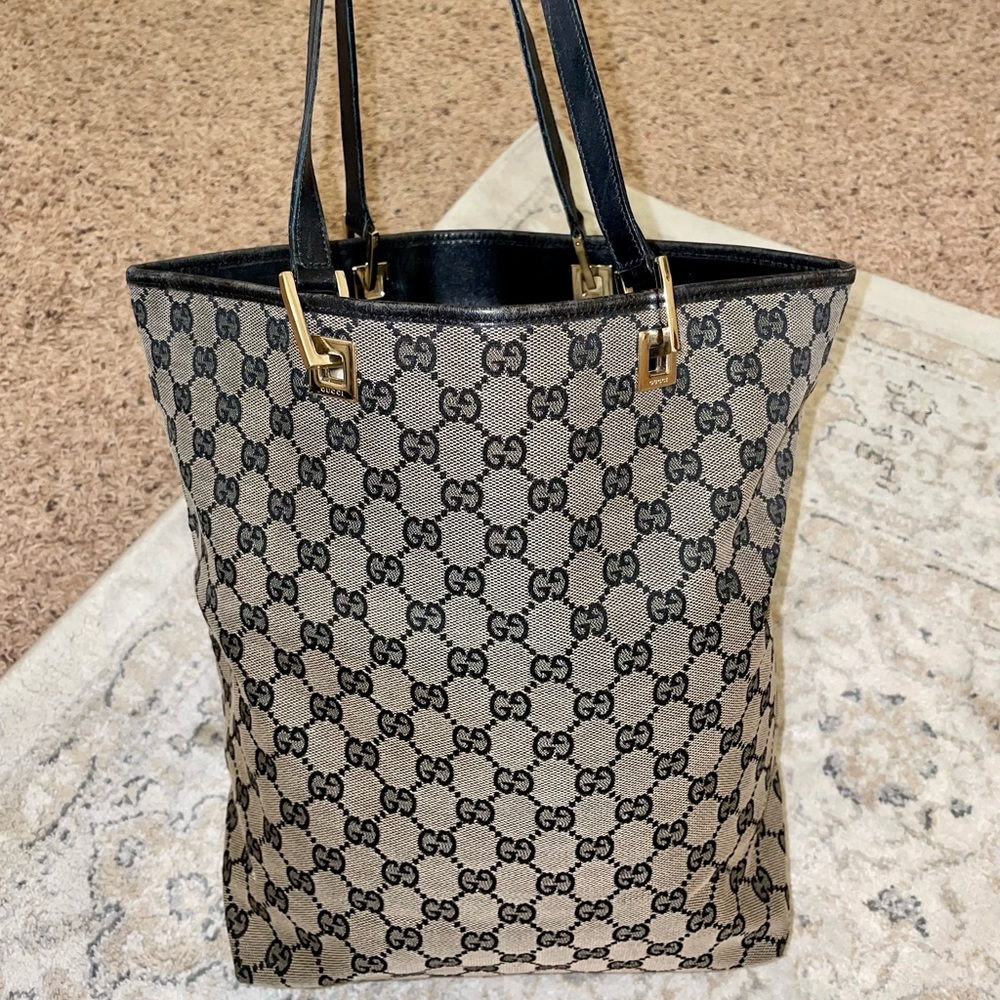 Black Gucci Purse